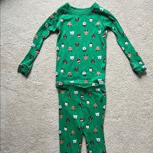 GAP Festive Green Kids Pajama Set